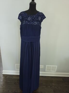 Ever Pretty Navy Appliqué Lace Bodice Maxi Dress